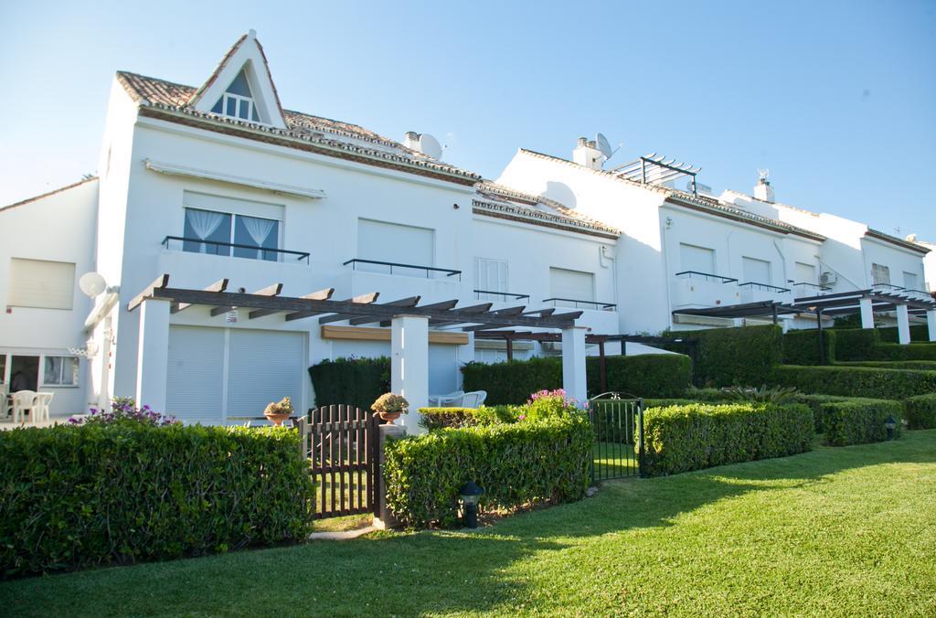 Holiday Home Clarisa 埃斯特波纳 外观 照片